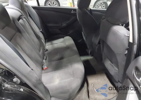 2011 Nissan Altima 2.5 S z USA, uszkodzony, nr VIN 1N4AL2AP1BN467054